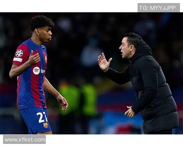 法甲重磅！巴黎圣日耳曼宣布签下世界级前锋，引发球迷狂热炒作