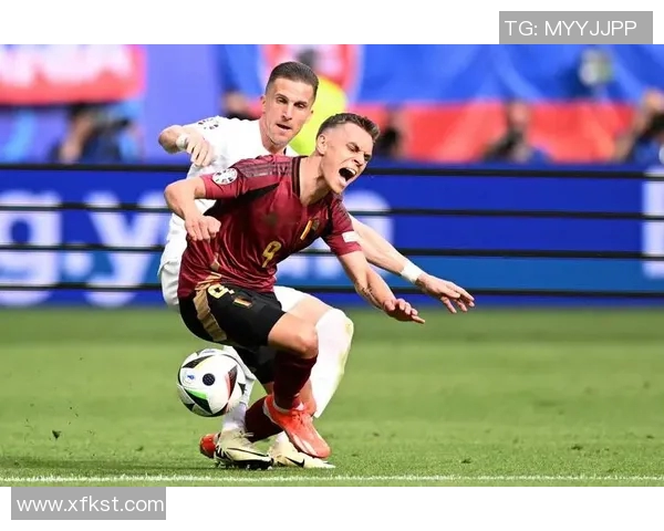 比利时队力克意大利晋级欧洲杯半决赛：荣耀与挑战的碰撞