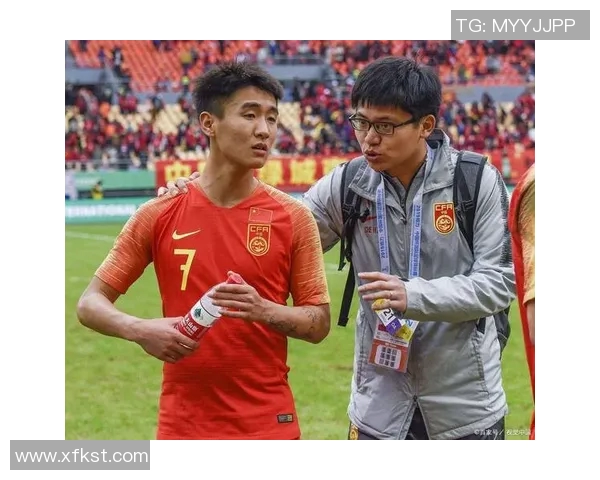 韦世豪精彩射门助力球队逆转胜利展现超凡球技与决心